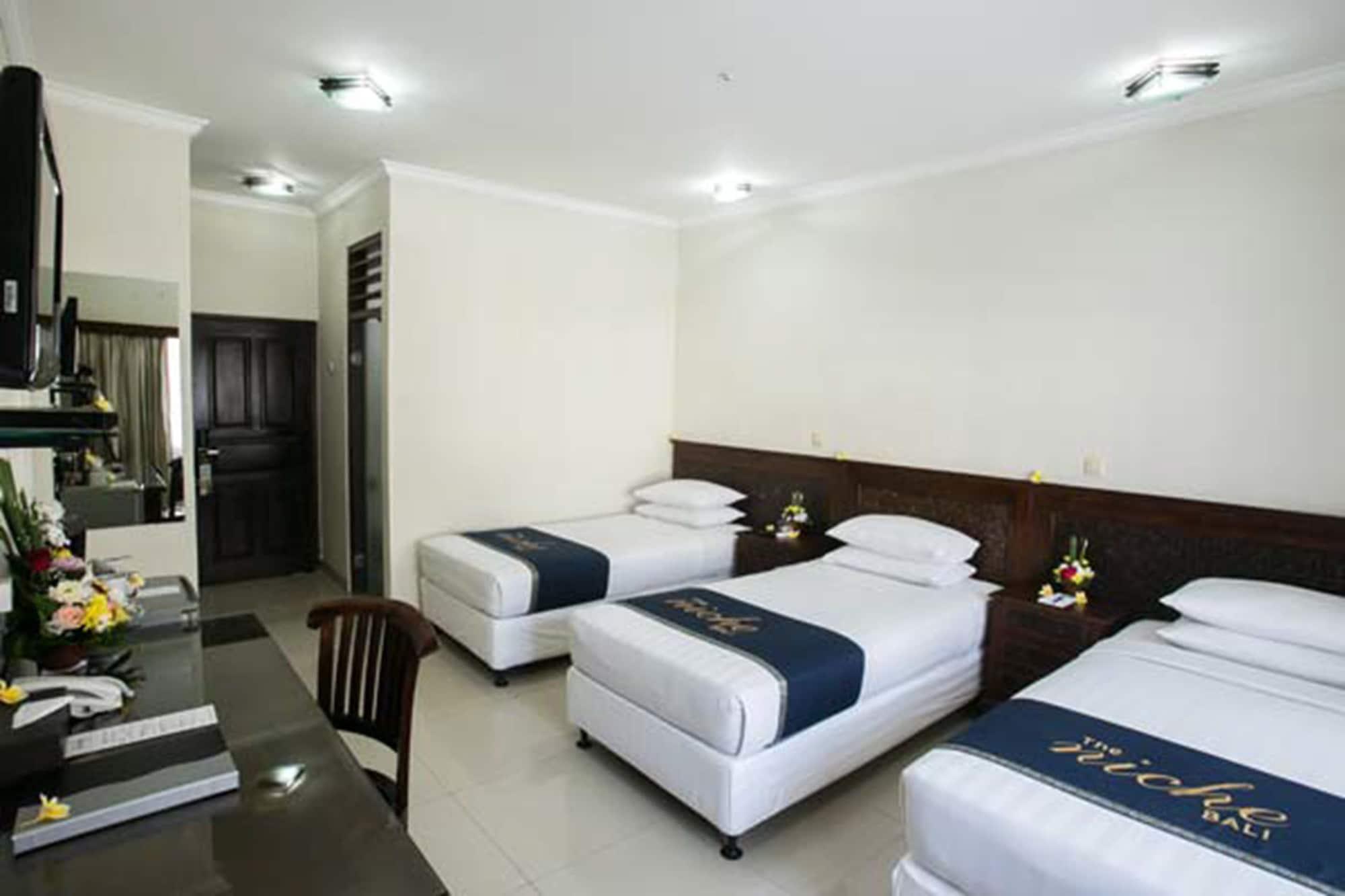 Hotel The Niche Bali Legian Esterno foto